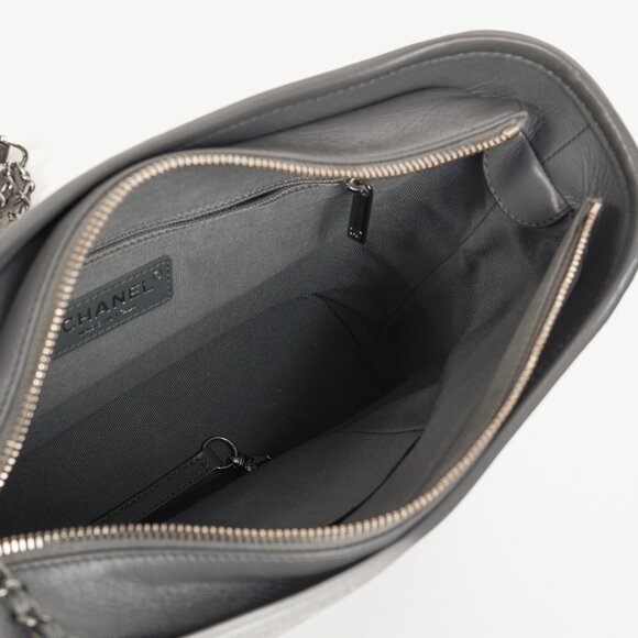 Chanel Gabrielle Quilted Hobo Aged Calfskin Grey Leather Crossbody Shoulder Bag - Picture 10 of 12